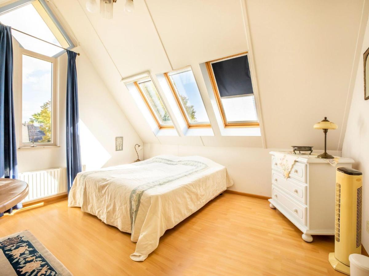 Comfy Holiday Home In Hoorn With French Balcony Exterior foto