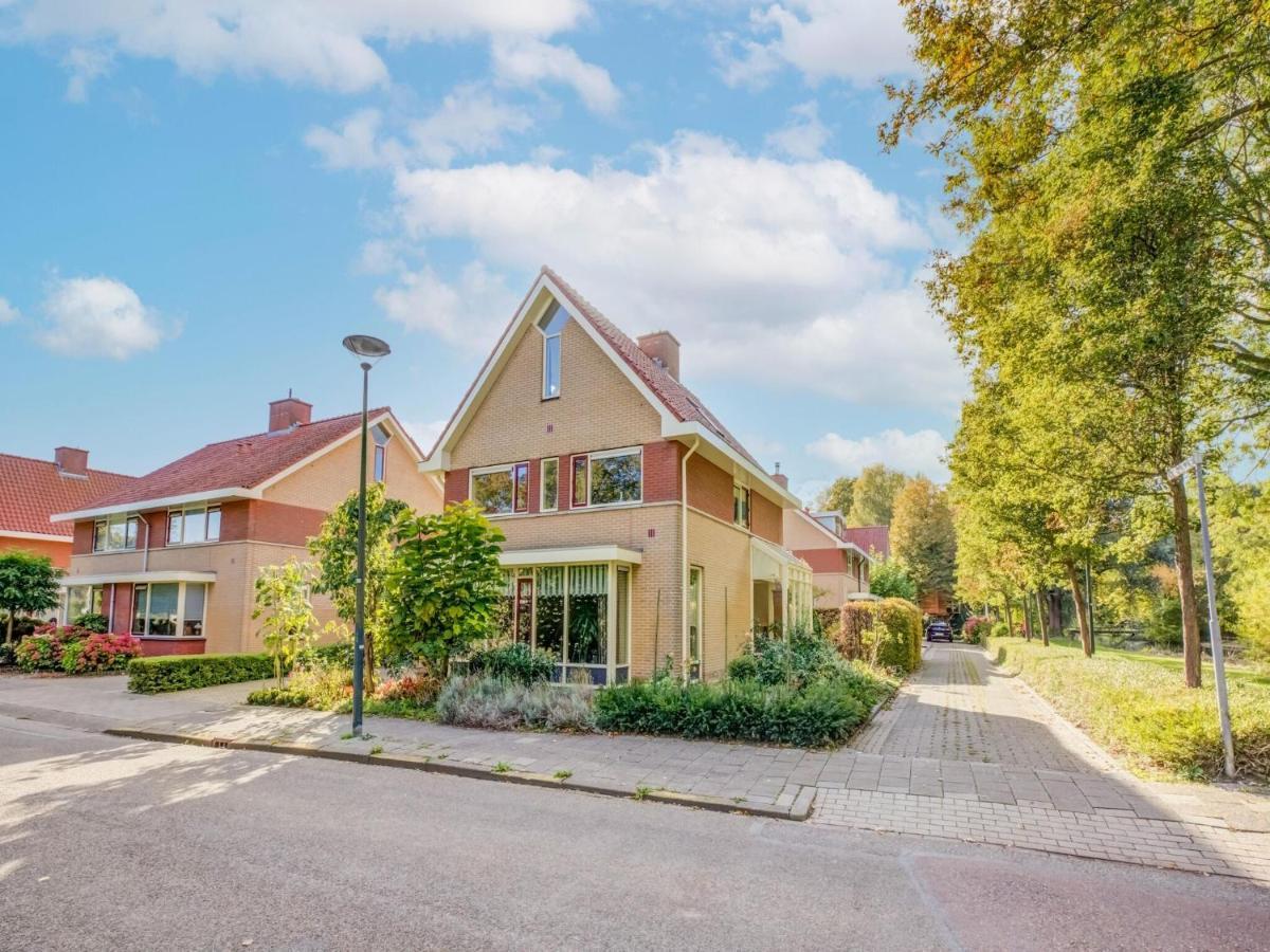Comfy Holiday Home In Hoorn With French Balcony Exterior foto